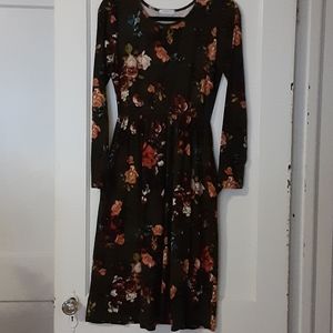 Olive floral stretch dress